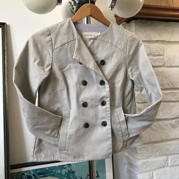 Light Grey Blazer - atelier b. Made in Montreal. - Picture 2 of 6